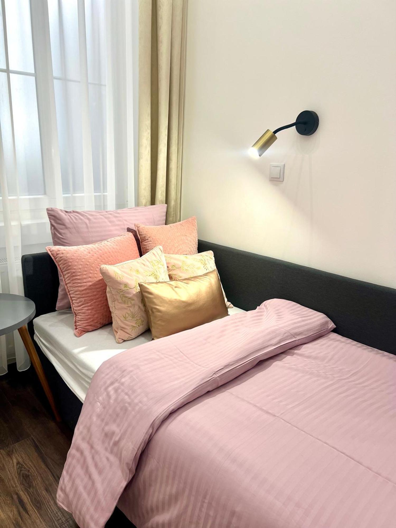 Elizabeth Apartment Deluxe Boedapest Buitenkant foto